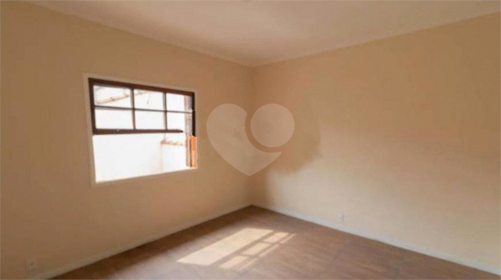 Sobrado à venda com 4 quartos em Parada Inglesa, São Paulo, SP