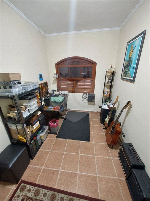 Casa à venda com 3 suítes em Vila Pereira Barreto, São Paulo, SP