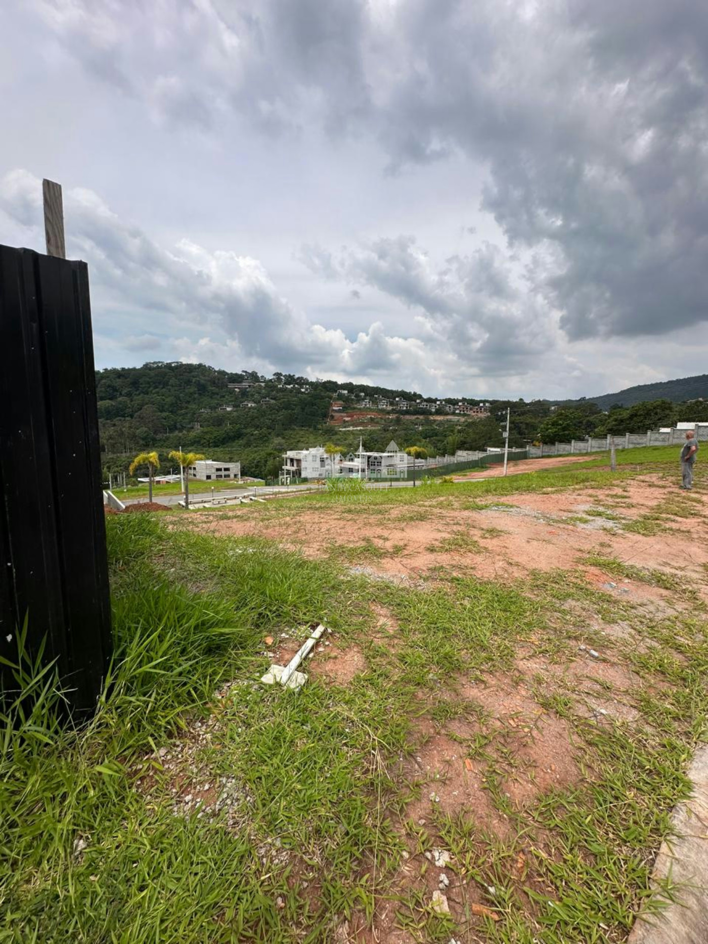 Terreno à venda no Condomínio Alto do Sion, Atibaia - SP