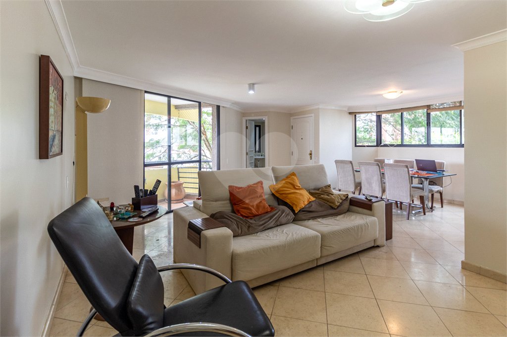 Apartamento à venda com 3 quartos, sendo 1 suíte, em Perdizes, São Paulo, SP