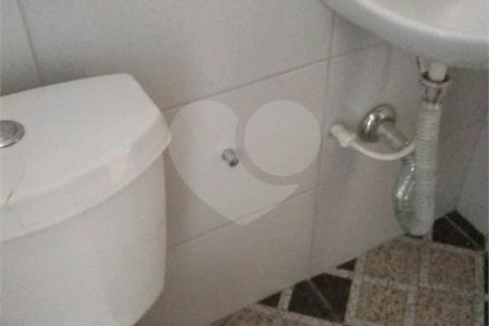Casa à venda com 3 quartos em Vila Nilo, São Paulo, SP