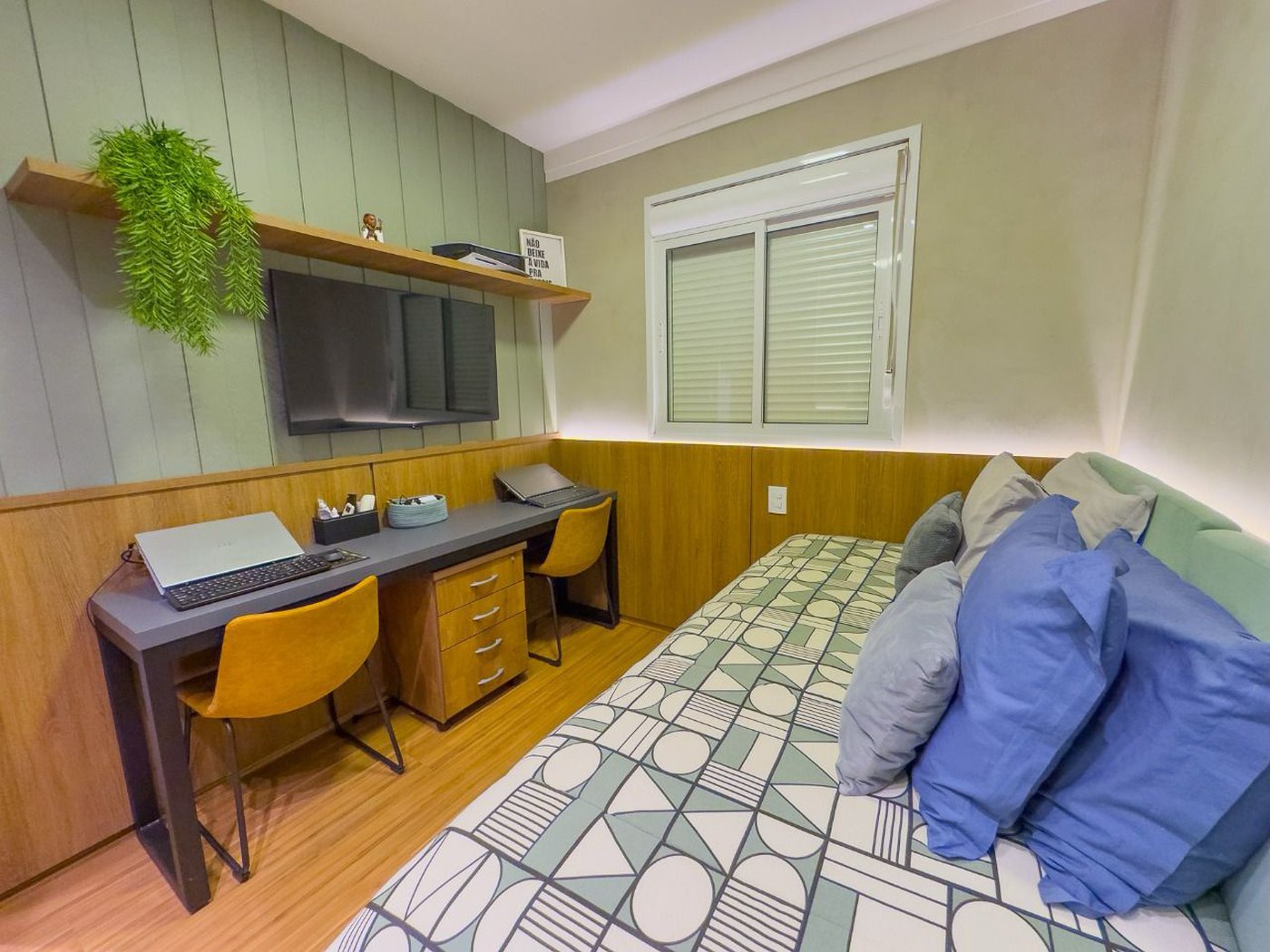 Apartamento à venda com 3 quartos, sendo 1 suíte, em Vila Guaíra, Presidente Prudente, SP