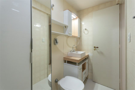 Apartamento à venda com 2 quartos, sendo 1 suíte,  em Tijuca, Rio de Janeiro, RJ