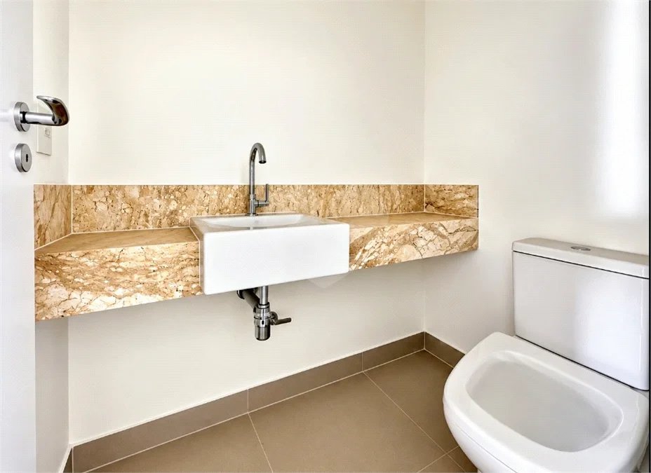 Apartamento à venda com 3 suítes em Chácara Santo Antônio, São Paulo, SP