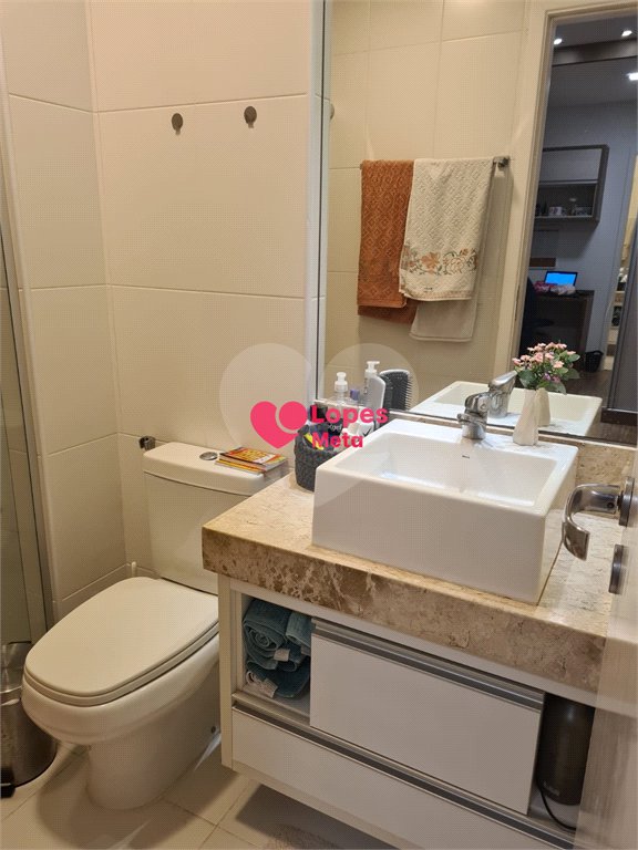 A VENDA BELISSIMO APARTAMENTO NO BAIRRO URBANOVA I, 2 QUARTOS 1 SENDO SUITE, 3 BANHEIROS E 2 VAGAS,