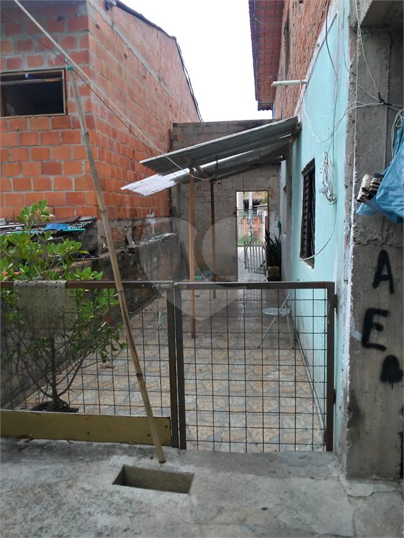 Casa à venda com 4 quartos, sendo 1 suíte, em Protestantes, Votorantim, SP