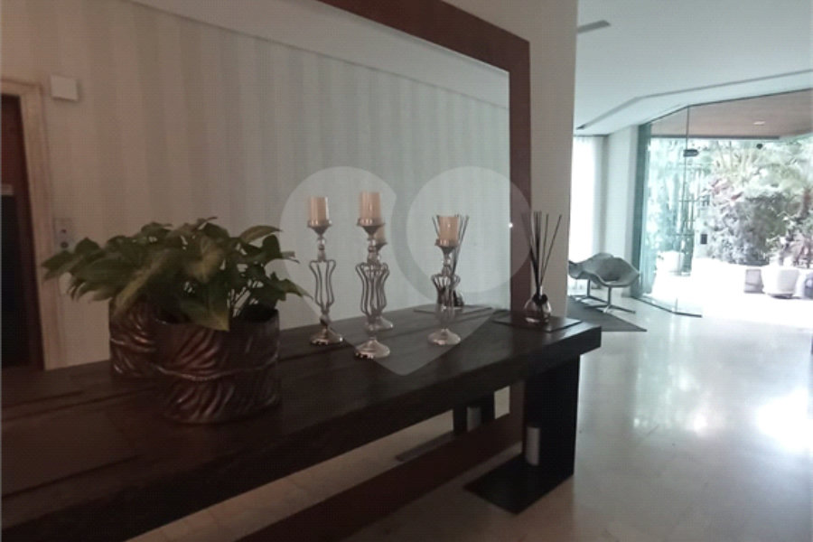 Apartamento à venda com 4 quartos, sendo 2 suítes, em Santana, São Paulo, SP