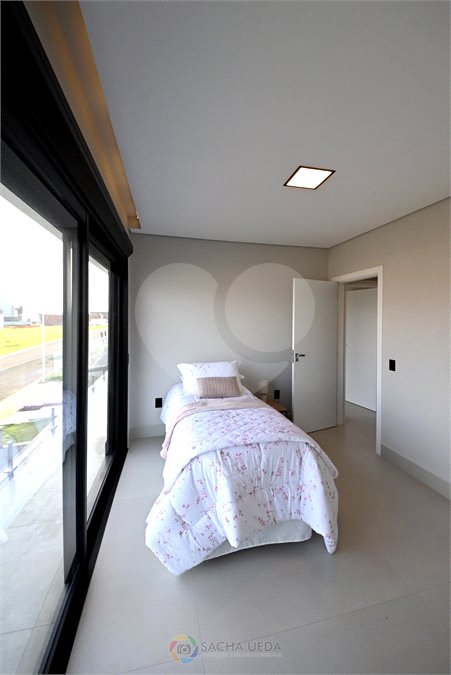 Casa à venda com 4 suítes no condomínio Residencial Dona Maria Candida, Indaiatuba - SP