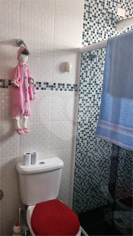 Sobrado à venda com 4 quartos, sendo 2 suítes,  em Conjunto Residencial Álvaro Bovolenta, Mogi das Cruzes, SP