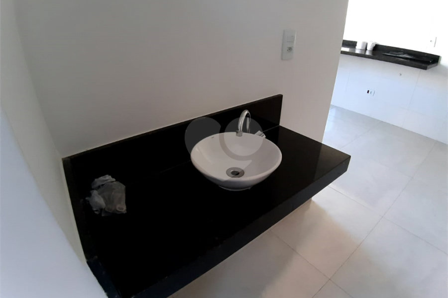 Casa para alugar com 3 quartos, sendo 1 suíte,  no condomínio Villagio DI Maria, São Paulo - SP