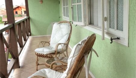 Casa em condomínio à venda com 4 quartos, sendo 1 suíte,  em Ogiva, Cabo Frio, RJ