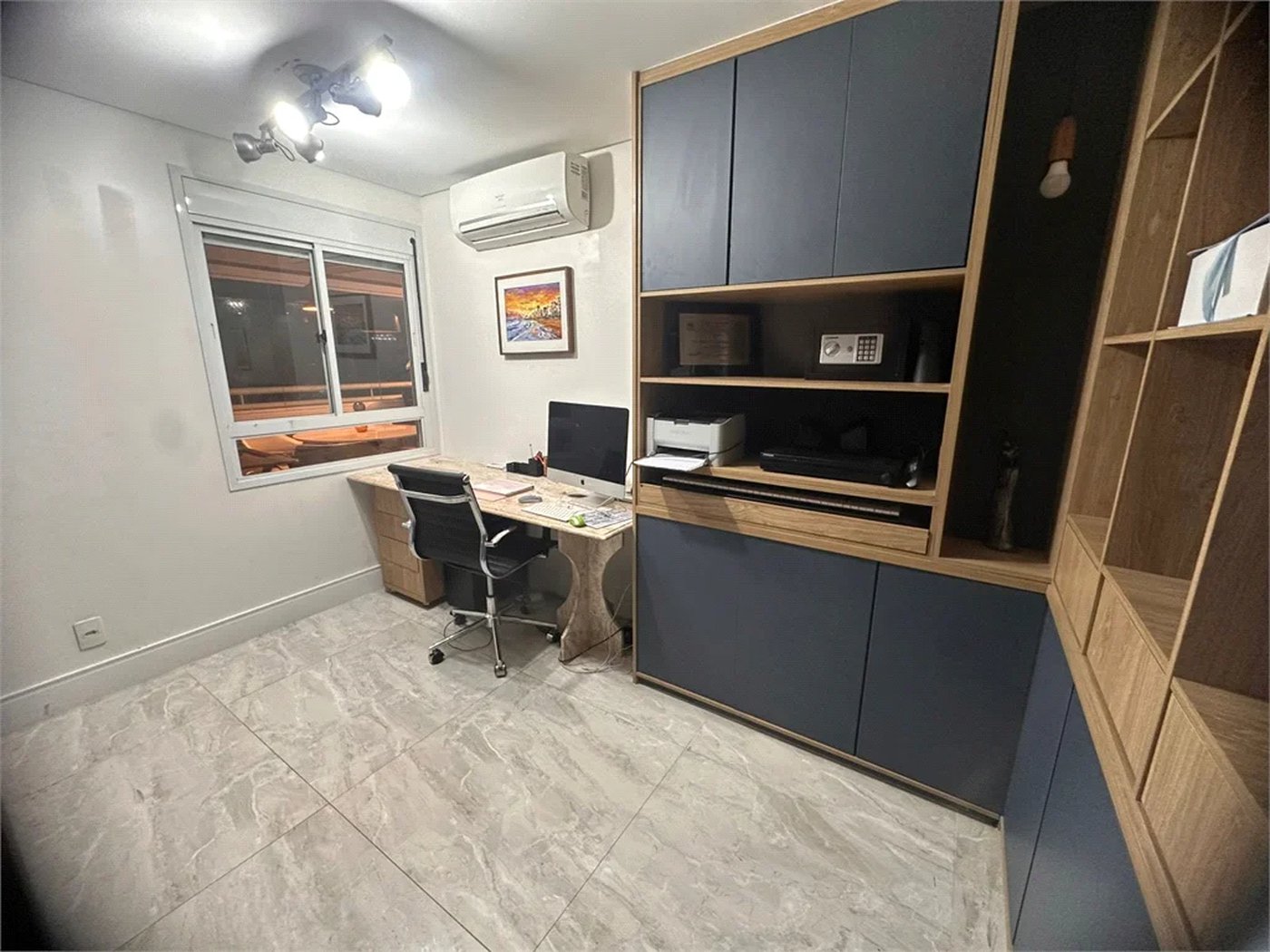 Apartamento à venda com 4 quartos, sendo 3 suítes,  em Paraíso do Morumbi, São Paulo, SP