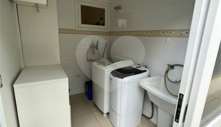 Casa à venda com 3 quartos, sendo 1 suíte,  no condomínio Parque do Varvito, Itu - SP