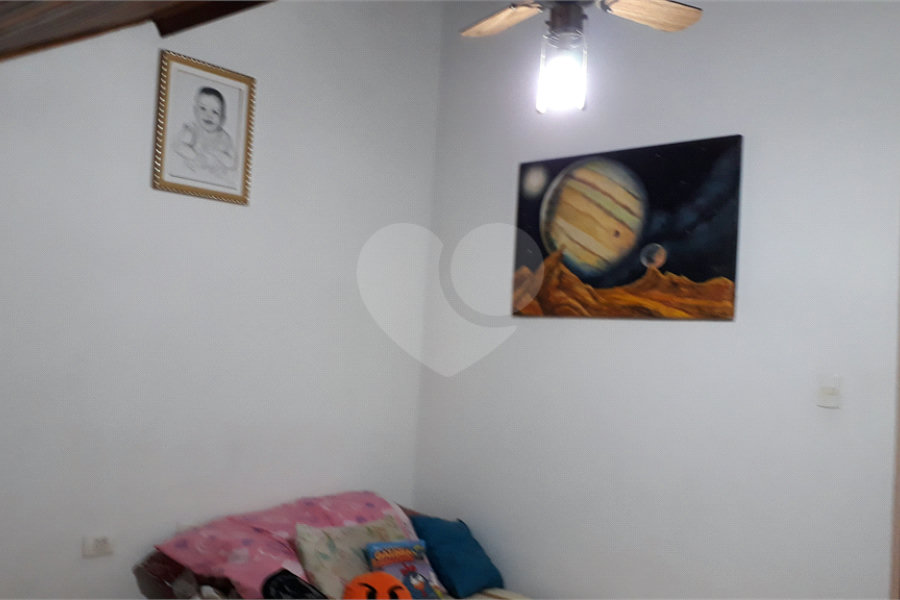 Casa à venda com 3 quartos, sendo 1 suíte, no condomínio Barbará Ii, São Paulo - SP