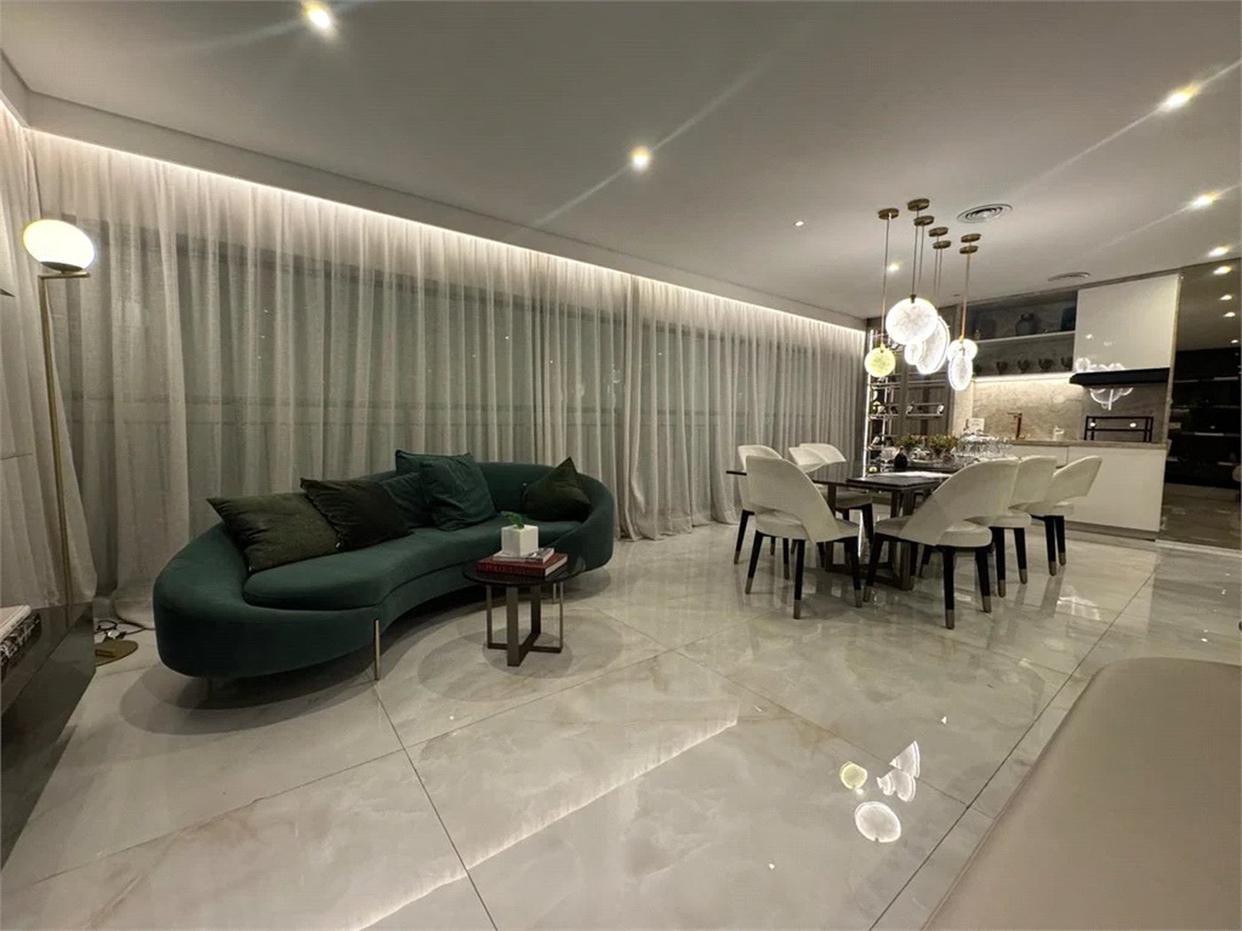 Apartamento à venda com 3 suítes em Butantã, São Paulo, SP