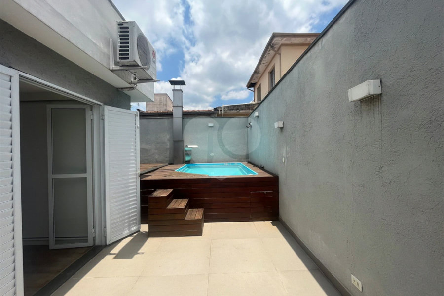 Sobrado à venda com 3 quartos, sendo 1 suíte, em Jardim São Paulo(zona Norte), São Paulo, SP