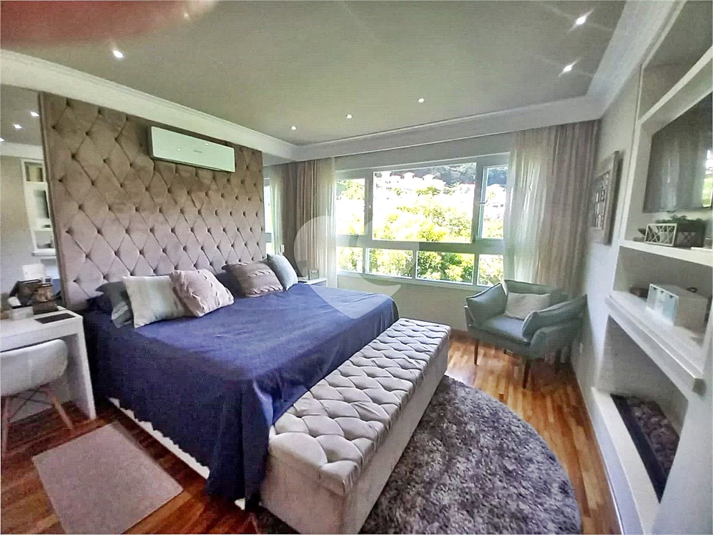 Casa à venda com 4 quartos, sendo 3 suítes,  no condomínio Itatinga 1, São Paulo - SP