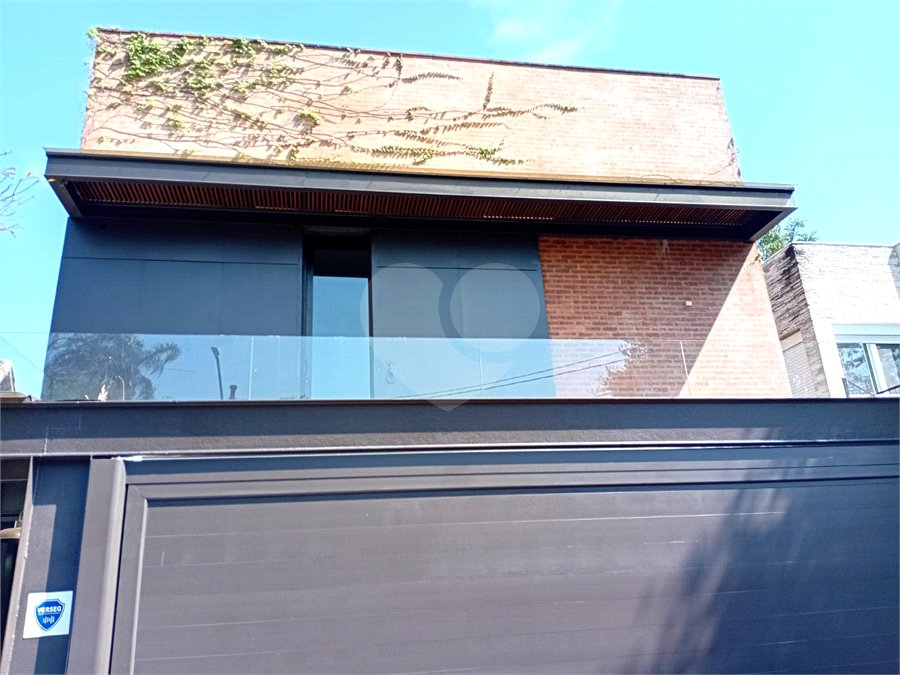 Casa de Vila à venda com 4 suítes em Granja Julieta, São Paulo, SP