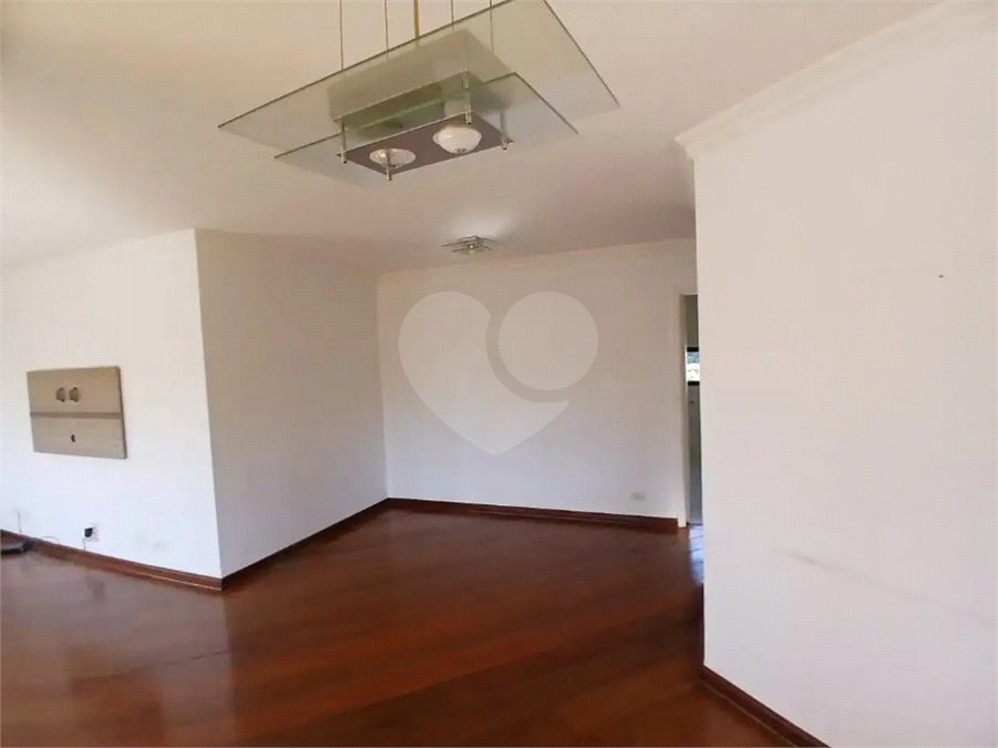 Apartamento à venda com 3 quartos, sendo 1 suíte, em Jardim Sul, São Paulo, SP