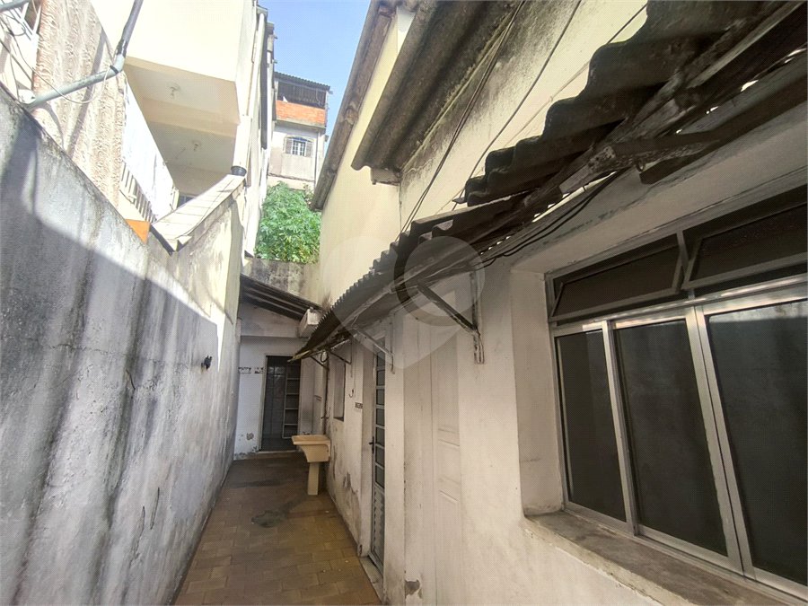 Casa à venda ou para alugar com 5 quartos, sendo 1 suíte,  em Parque Independência, São Paulo, SP