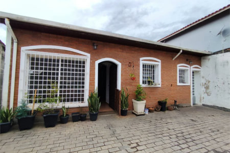 Sobrado à venda com 6 quartos, sendo 4 suítes, em Instituto de Previdência, São Paulo, SP