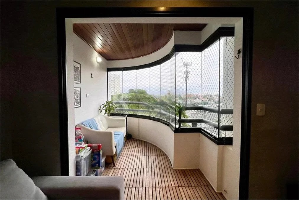 Apartamento à venda com 3 quartos, sendo 1 suíte, em Vila Madalena, São Paulo, SP