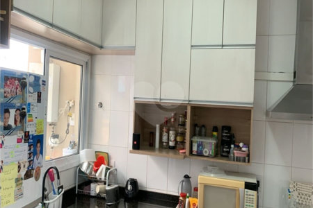 Casa à venda com 3 quartos, sendo 1 suíte, no condomínio Residencial Belle Ville Itaycy, Indaiatuba - SP
