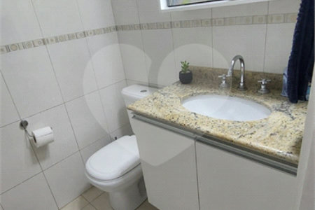 Apartamento à venda com 3 quartos, sendo 1 suíte, em Sítio Pinheirinho, São Paulo, SP