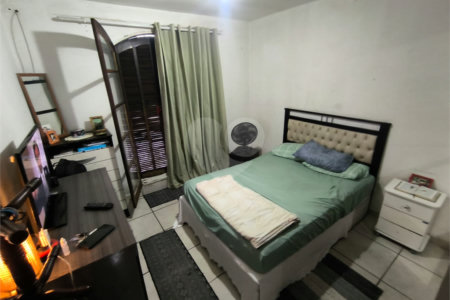 Sobrado à venda com 2 quartos, sendo 1 suíte, em Jardim Jamaica, São Paulo, SP