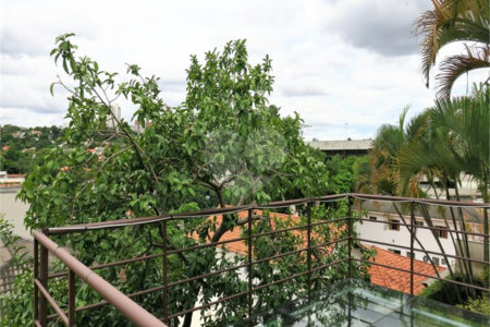 Casa à venda com 4 quartos, sendo 2 suítes, em Jardim Leonor, São Paulo, SP