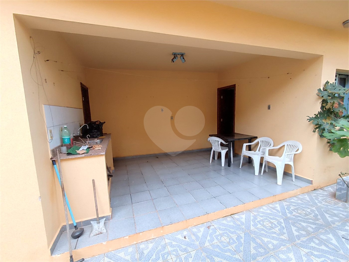 Casa à venda com 6 quartos, sendo 2 suítes, no Centro, Itapetininga, SP