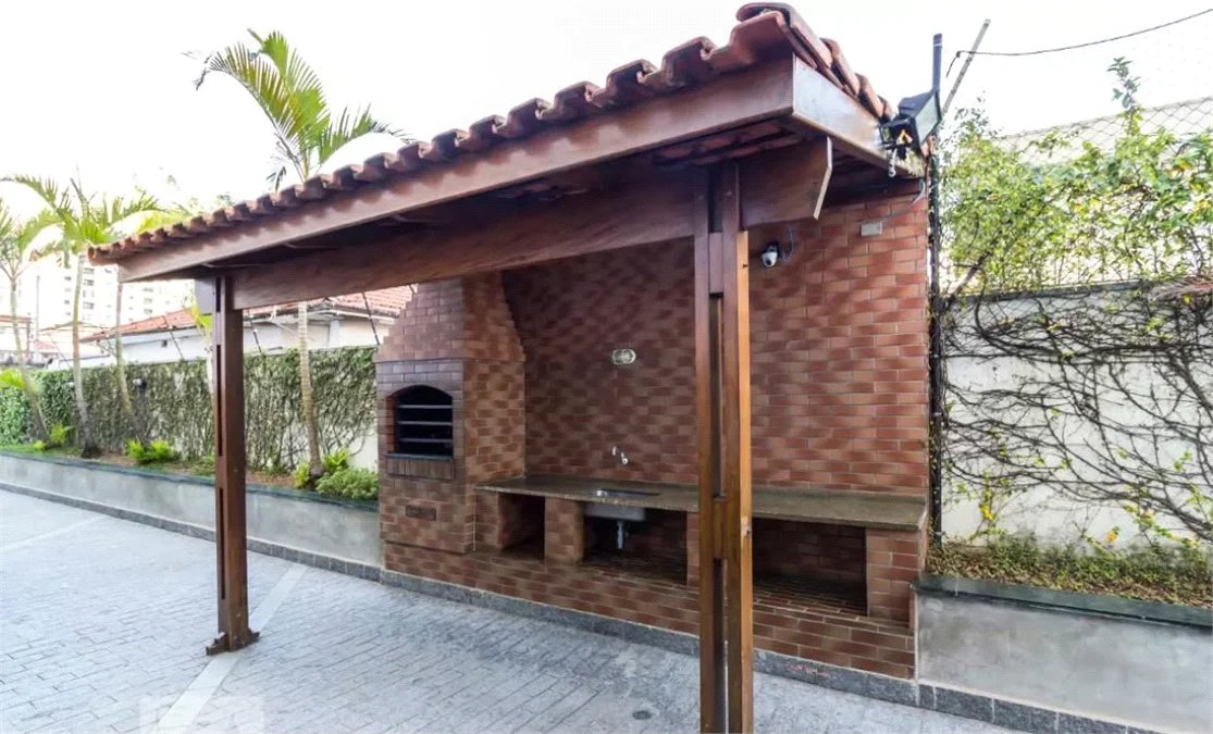 Apartamento à venda com 3 quartos, sendo 1 suíte, em Vila Hamburguesa, São Paulo, SP