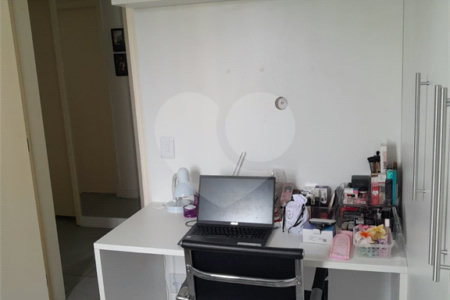 Apartamento à venda com 3 quartos, sendo 1 suíte, em Jardim Marajoara, São Paulo, SP