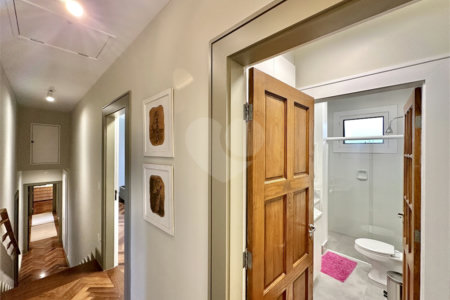 Casa à venda com 4 suítes no condomínio Parque das Artes, Embu das Artes - SP