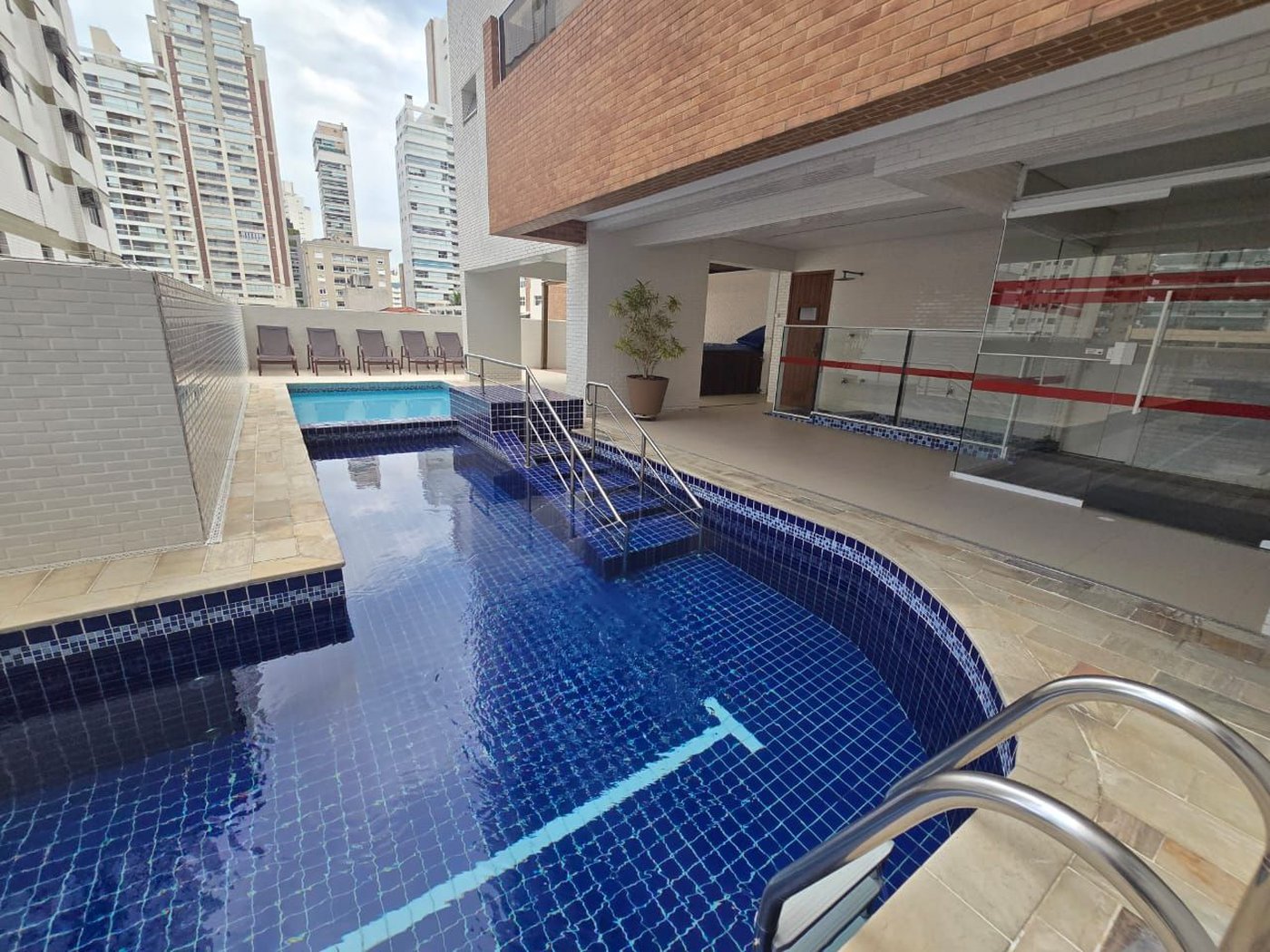 Apartamento com 1 dormitório, 45 m² - venda por R$ 670.000,00 ou aluguel por R$ 5.000,00/mês - Boqueirão - Santos/SP