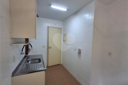 Apartamento à venda com 1 quarto em Indianópolis, São Paulo, SP