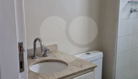 Apartamento à venda com 2 quartos, sendo 1 suíte,  em Vila Bertioga, São Paulo, SP