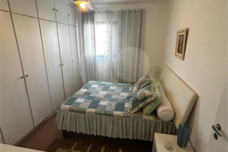 Apartamento à venda com 3 quartos, sendo 1 suíte,  em Vila Andrade, São Paulo, SP
