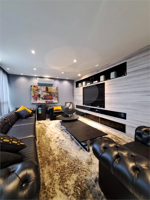 Apartamento à venda com 3 suítes no Centro, Santo André, SP