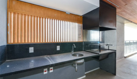 Apartamento à venda com 4 suítes em Jardim das Acácias, São Paulo, SP
