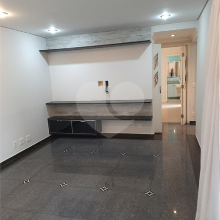 Apartamento à venda ou para alugar com 3 quartos, sendo 1 suíte, em Cidade São Francisco, São Paulo, SP