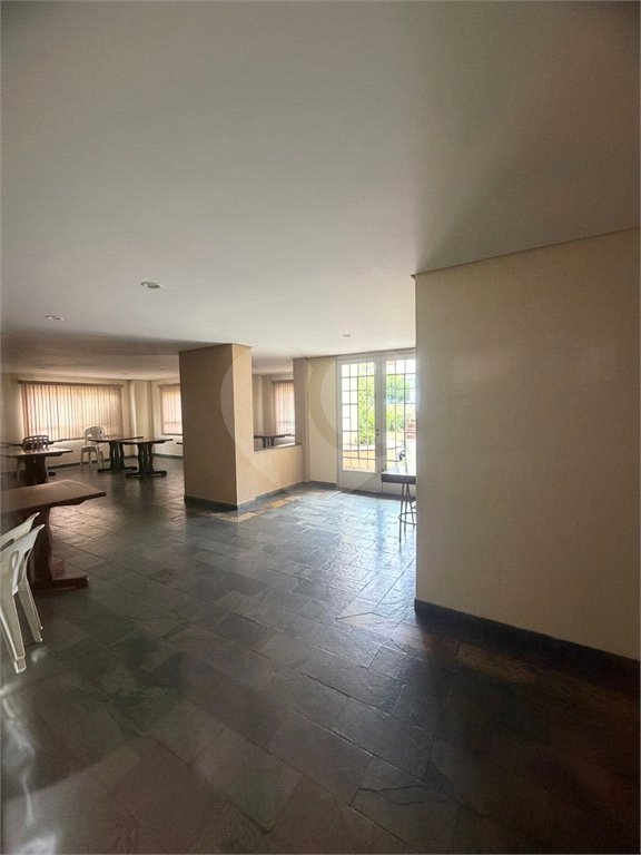 Apartamento à venda com 2 quartos, sendo 1 suíte,  em Vila Paulicéia, São Paulo, SP