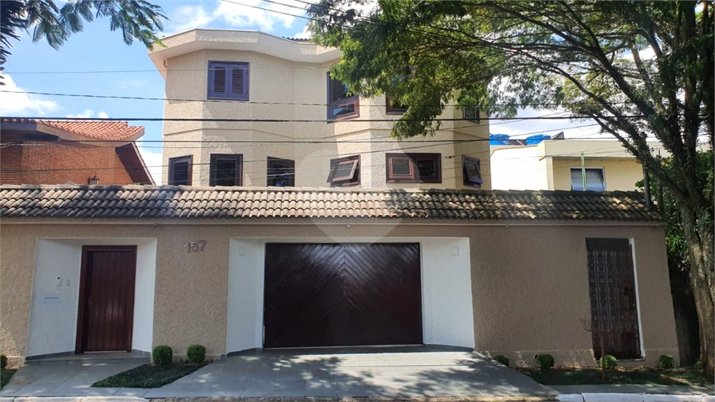 Casa à venda com 4 quartos, sendo 3 suítes, em Interlagos, São Paulo, SP