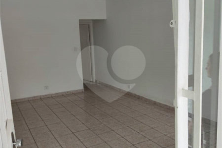 Sobrado à venda com 3 quartos em Jardim Franca, São Paulo, SP