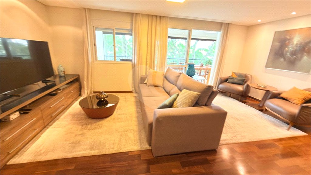 Apartamento à venda com 3 suítes em Santa Teresinha, São Paulo, SP