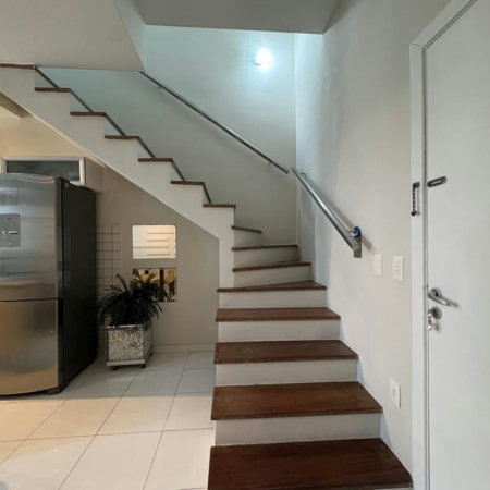 Apartamento com 2 dormitórios à venda, 78 m² por R$ 640.000,00 - Gonzaga - Santos/SP