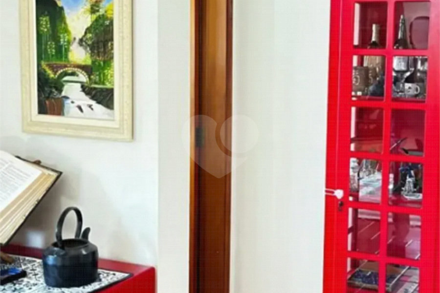 Sobrado à venda com 5 quartos, sendo 1 suíte,  em Tremembé, São Paulo, SP