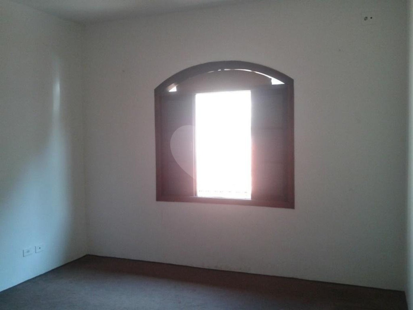 Sobrado à venda ou para alugar com 3 quartos, sendo 1 suíte,  em Horto, São Paulo, SP