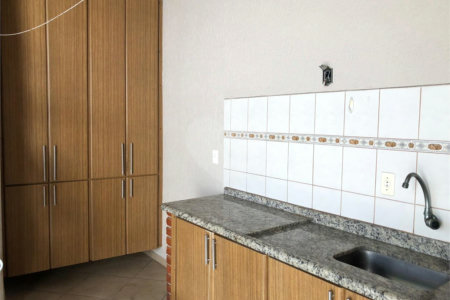 Casa à venda com 3 quartos, sendo 1 suíte, em Nova Petrópolis, São Bernardo do Campo, SP