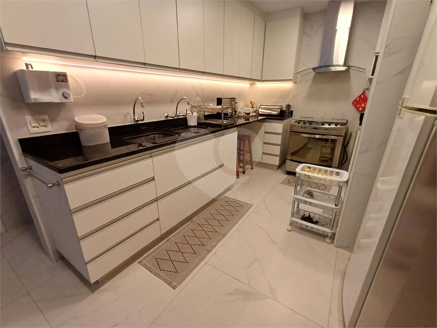 Apartamento à venda com 3 quartos, sendo 1 suíte, em Copacabana, Rio de Janeiro, RJ